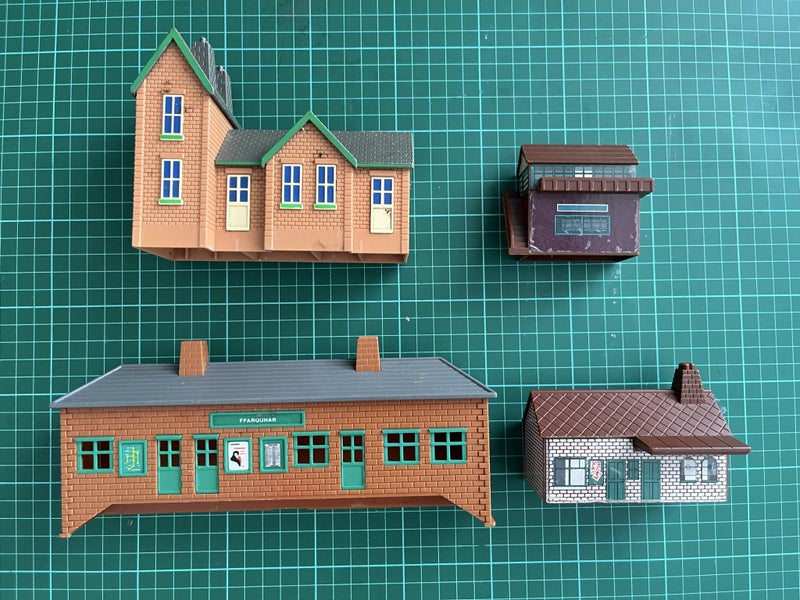 Vintage Thomas & Friends Tomy Trackmaster Maithwaite Station Lot Carousel 1