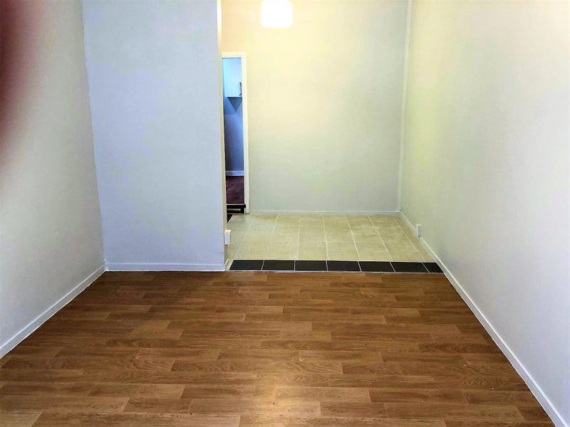 Aro Valley, Studio64704173955970114