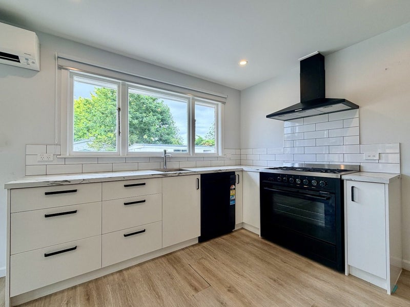 Papanui, 3 bedrooms64704173991681111