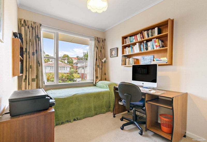 Epsom, 4 bedrooms64704275720961112