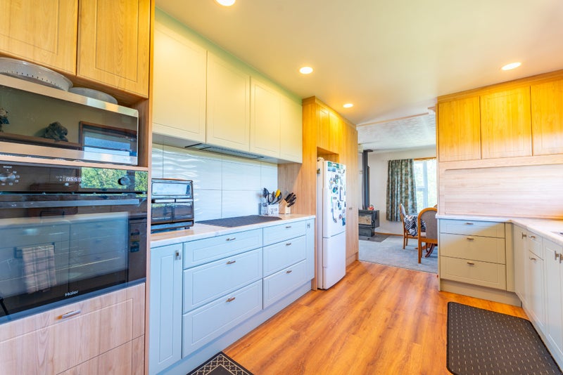 Owner's Relocation, Your Opportunity.64704466638337111