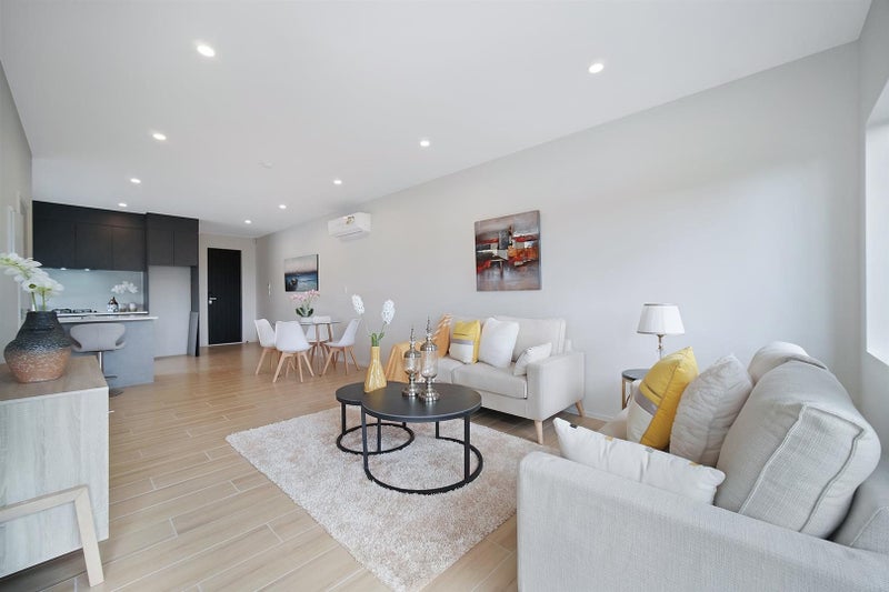 Takanini, 3 bedrooms64704764003459111