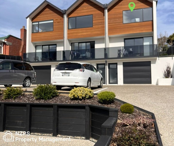 Roslyn, 2 bedrooms64704763965825112