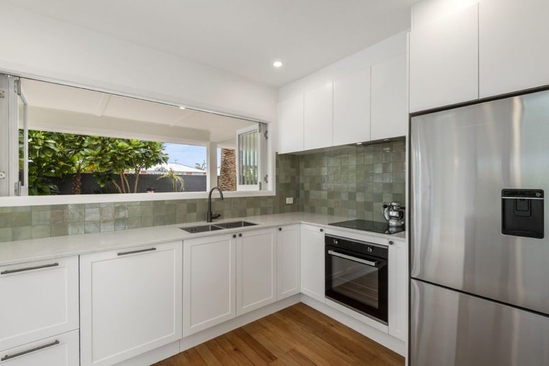 Takapuna, 4 bedrooms64704764083714114