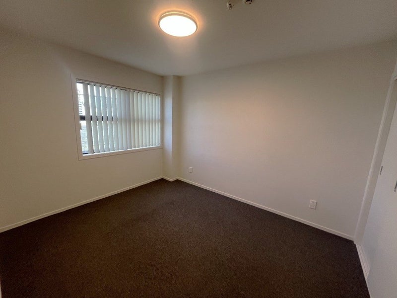 Pukekohe, 1 bedroom64704860144898113