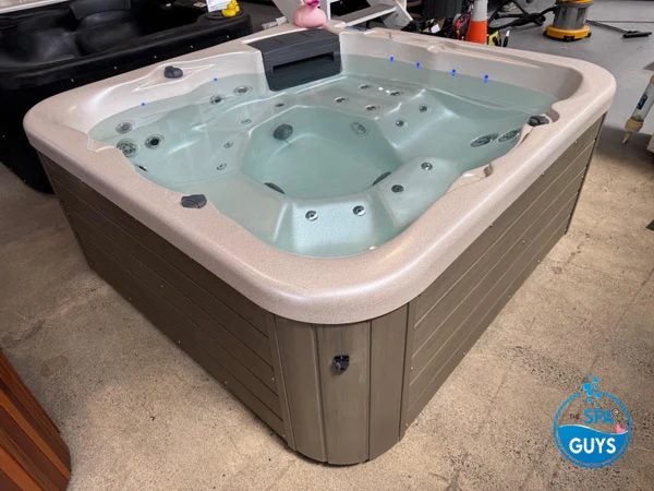 Arcadia 6 Seater Portable Spa - Dream - SILENT - Ozone Carousel 2