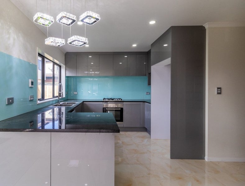 Papatoetoe, 5 bedrooms64704956230403112