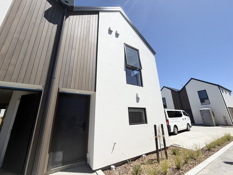 Linwood, 2 bedrooms64705745232642111