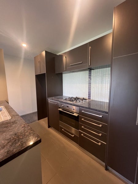 Mount Albert, 2 bedrooms64705852540929112