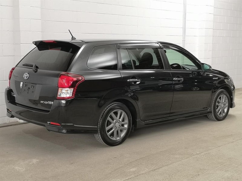 2015 Toyota Corolla Fielder WXB, TOP Spec, Keyl...64706240482818111