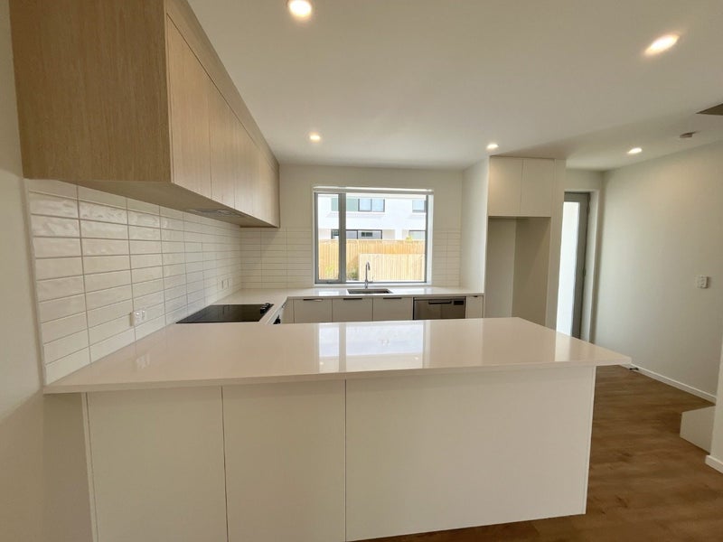 Linwood, 2 bedrooms64706343647619113