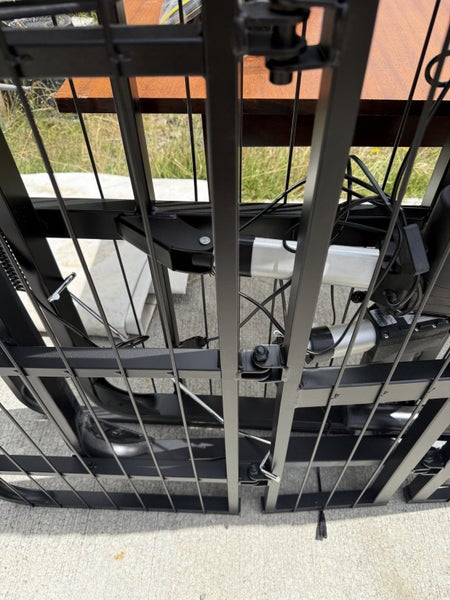 Single Electric Lift Bed Base with legs Carousel 2