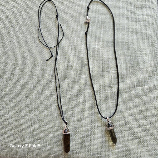 TIGERS EYE & BROWN GLASS CHAKRA OBLISK ON BLACK CORD Carousel 1