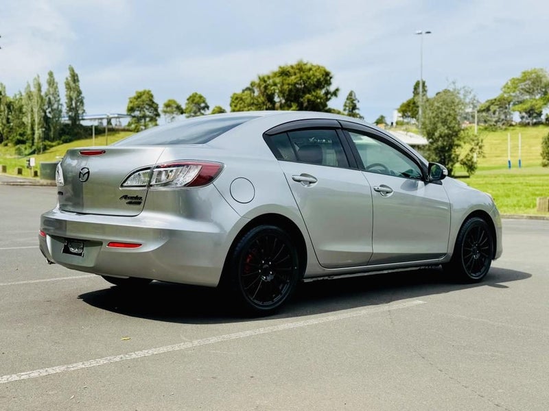 2012 Mazda Axela 20S SPORTS !! TOP SPEC MODEL !!64707216330369111