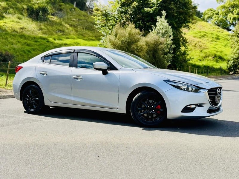 2018 Mazda Axela HYBRID !! PROACTIVE FACELIFT M...64707610287746110