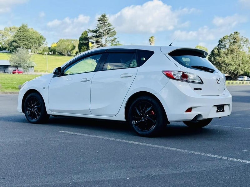 2012 Mazda Axela 15S SPORTS !! SUPER LOW KM`S !!64707799995905111