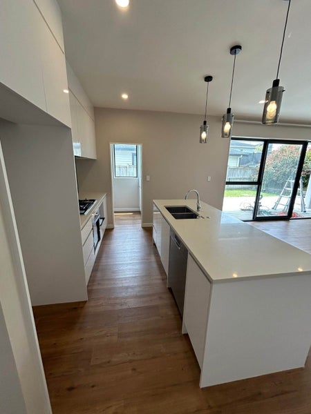 Kumeu, 5 bedrooms64708003448834114