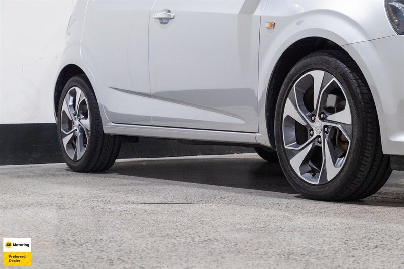 2017 Holden Barina LT 1.6P Hatch NZ New64710967086211112