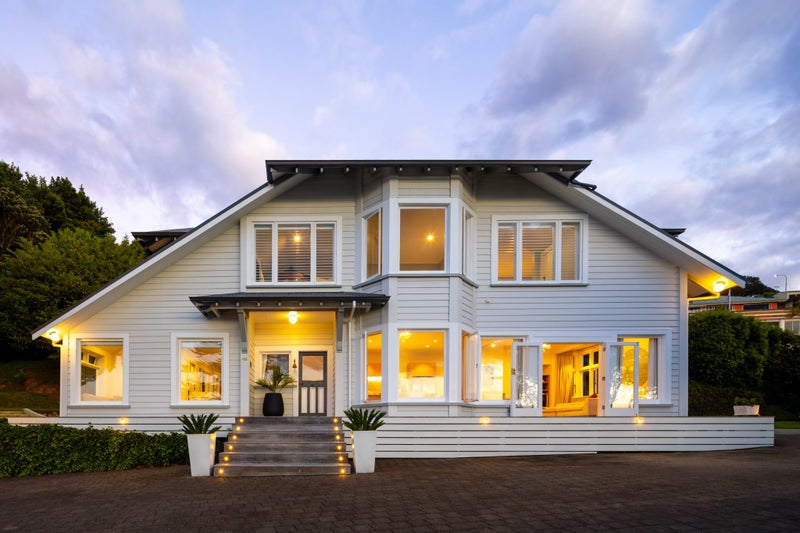 Nelson, Coastal Grandeur with Panoramic Views64711967011459113