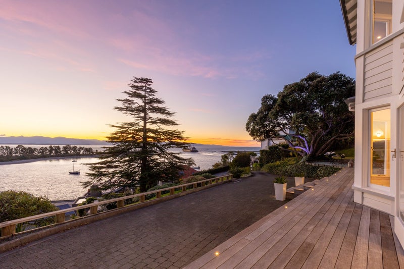 Nelson, Coastal Grandeur with Panoramic Views64711967011459114