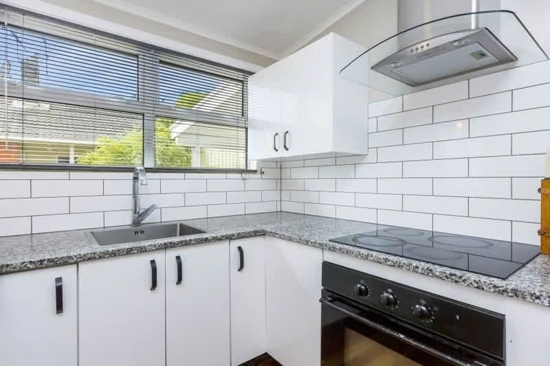 Trentham, 2 bedrooms64712155772545111