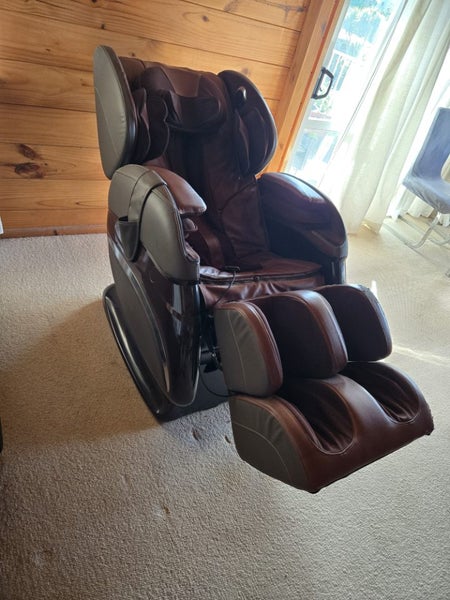 Zero gravity 3d full body massage chair,$5000 New Carousel 1