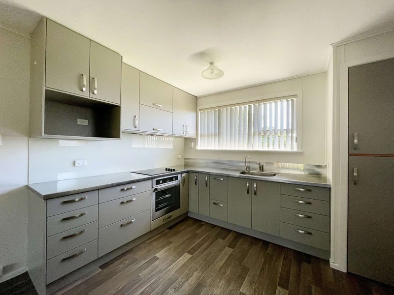 Waitara, 3 bedrooms64713637886211114