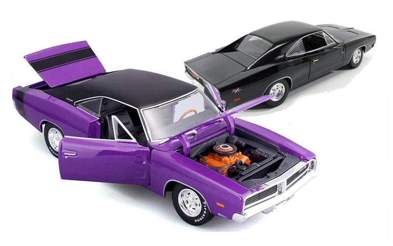 MAISTO SPECIAL EDITION 1969 Dodge Charger R/T 1/18 diecast model Carousel 1