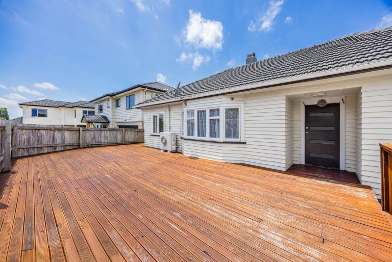 Manurewa, 4 bedrooms64714237042561110