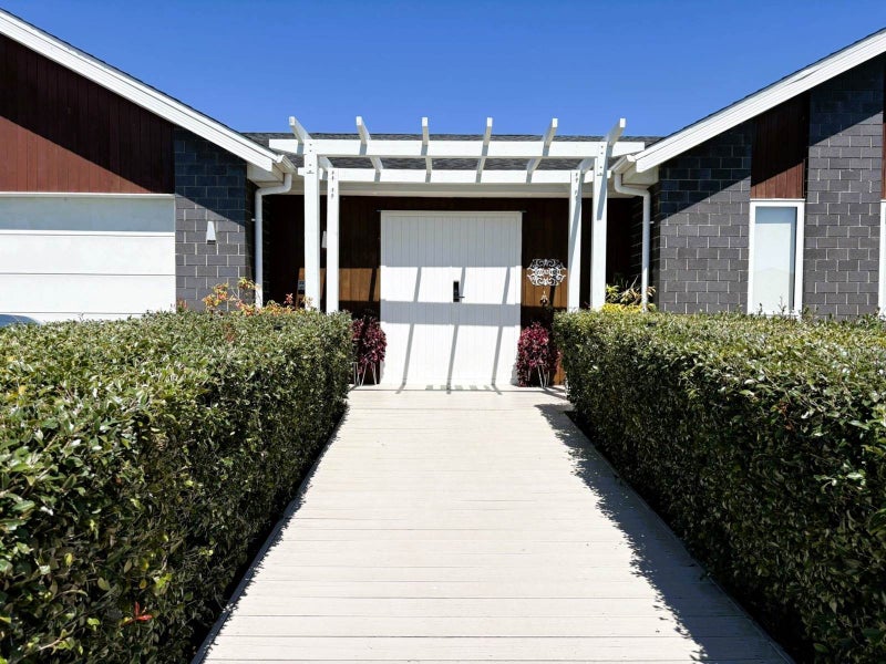 Huapai, 4 bedrooms64716238927489111