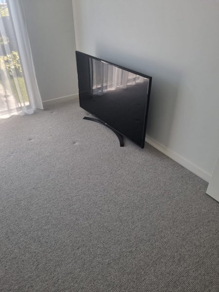 LG 55" TV Carousel 2