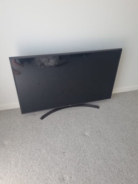 LG 55" TV Carousel 1