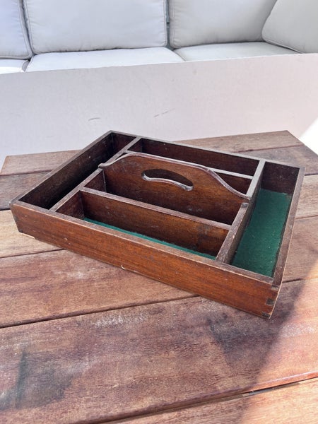 Cutlery tray - wooden with handle Carousel 2