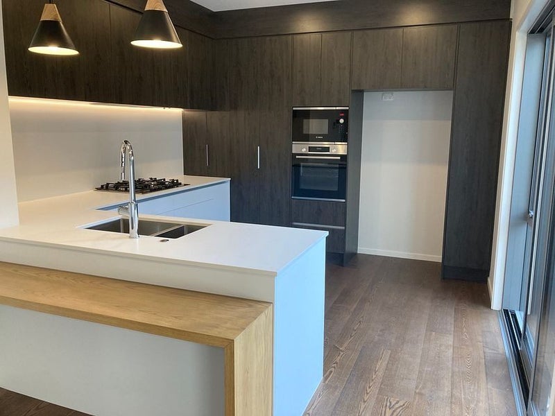 Howick, 4 bedrooms64717038551555114