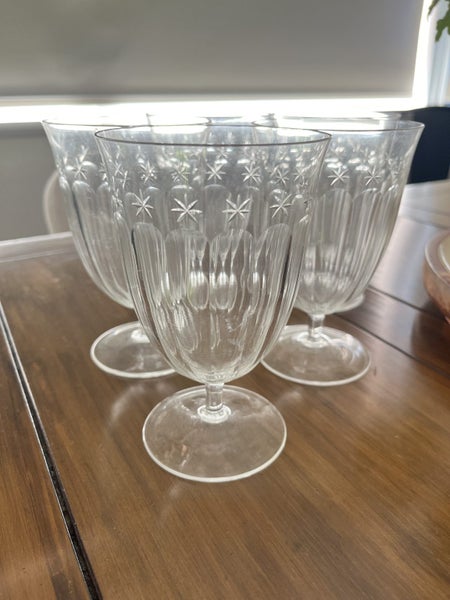 Crystal cocktail/parfait glasses set of 5 Carousel 1