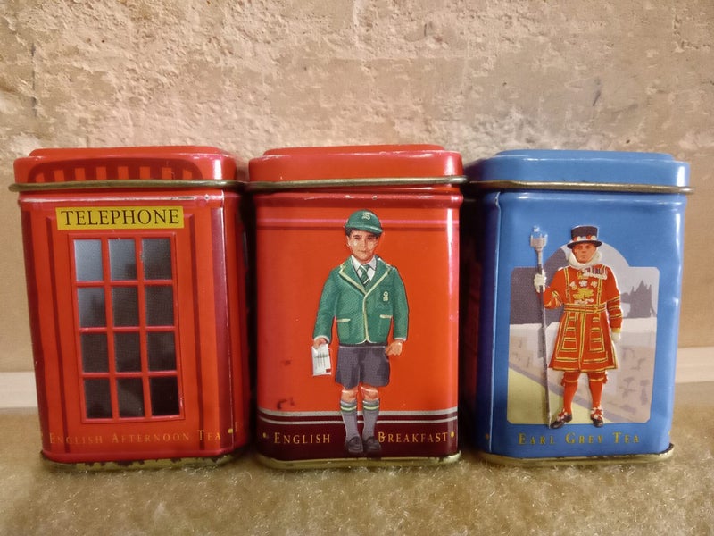 Vintage English Tea Tins Carousel 3