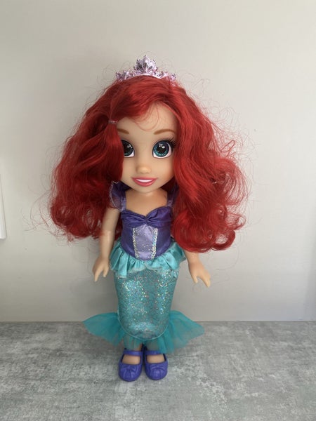 Disney Princess My Friend Ariel doll Carousel 1