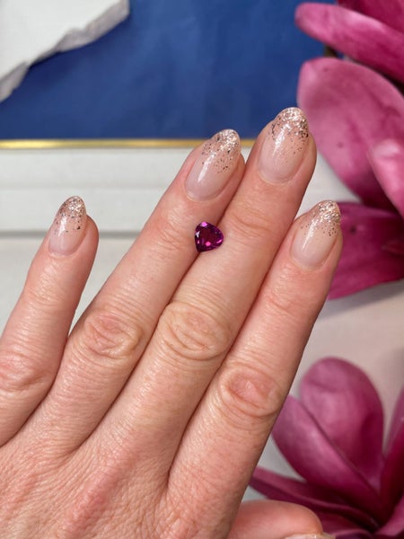 $1RES ~ $900 Buy Now * 1.26ct Rhodolite Garnet - Perfect Christmas Gift Carousel 2