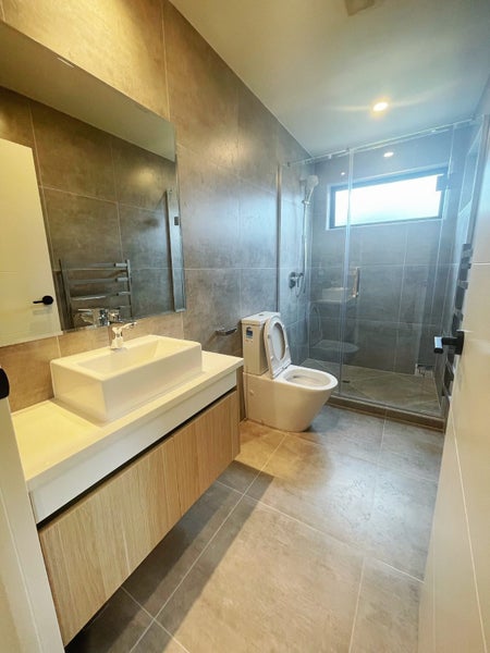 Forrest Hill, 4 bedrooms64719230878466114