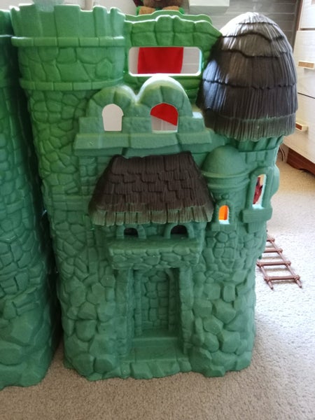 MOTU - Castle GraySkull & Figures64723282631042112