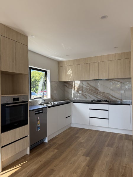 Papatoetoe, 4 bedrooms64725398454017112