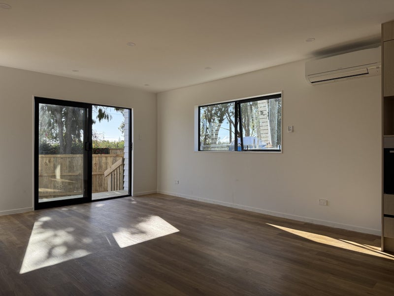 Papatoetoe, 4 bedrooms64725398454017111