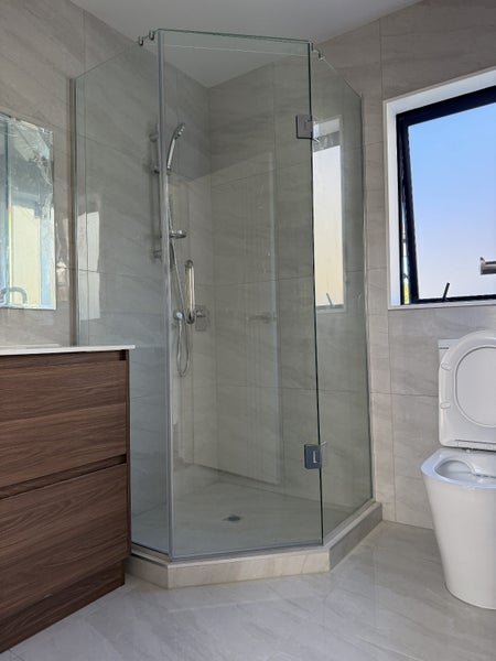 Papatoetoe, 4 bedrooms64725398454017114