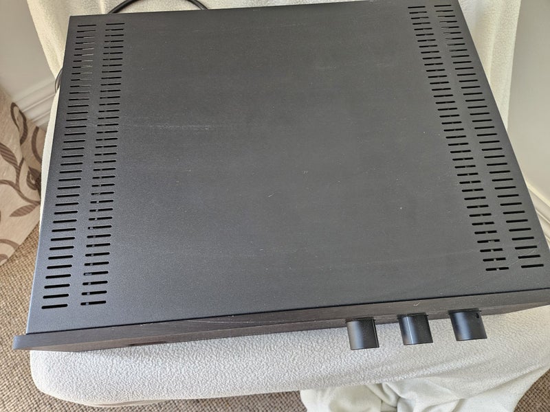 Plinius 8200mk2 Intergrated Amplifier Carousel 2