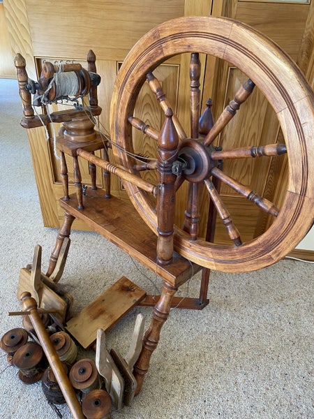Spinning wheel Carousel 1