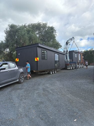 25.92 square meter granny flat/tiny home/cabin Carousel 2