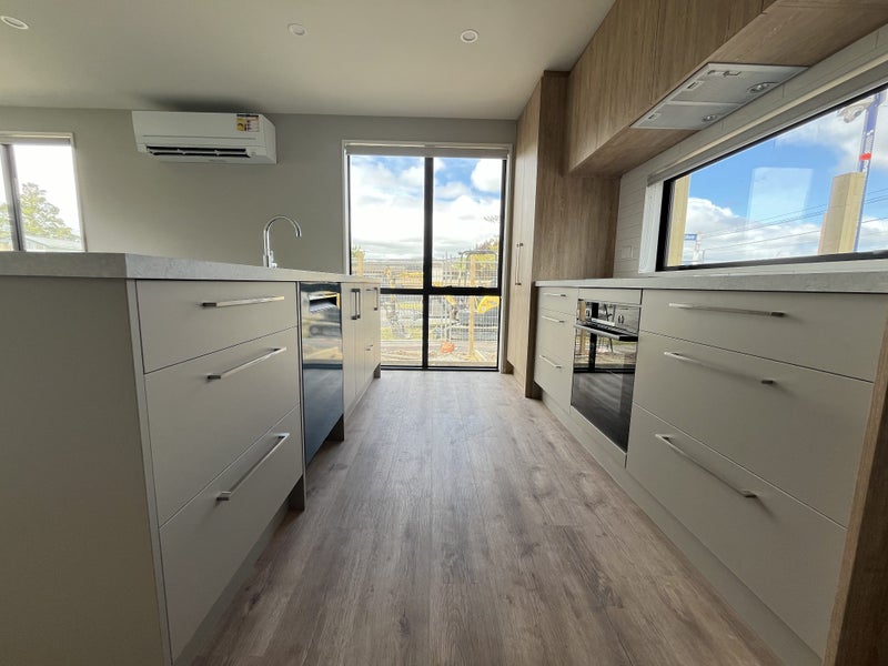 Spreydon, 3 bedrooms64727018550145112