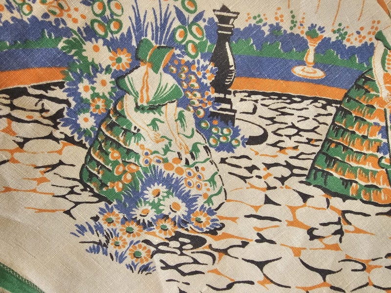 Beautiful vintage linen "Dolly Vardan" tablecloth 160 x 120cm Carousel 2