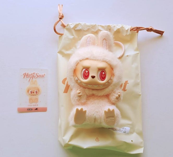 Have a Seat DADA Labubu Carousel 1