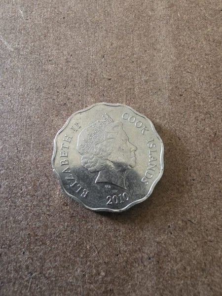 COOK ISLANDS $1 coin x1 year 2010 Carousel 2